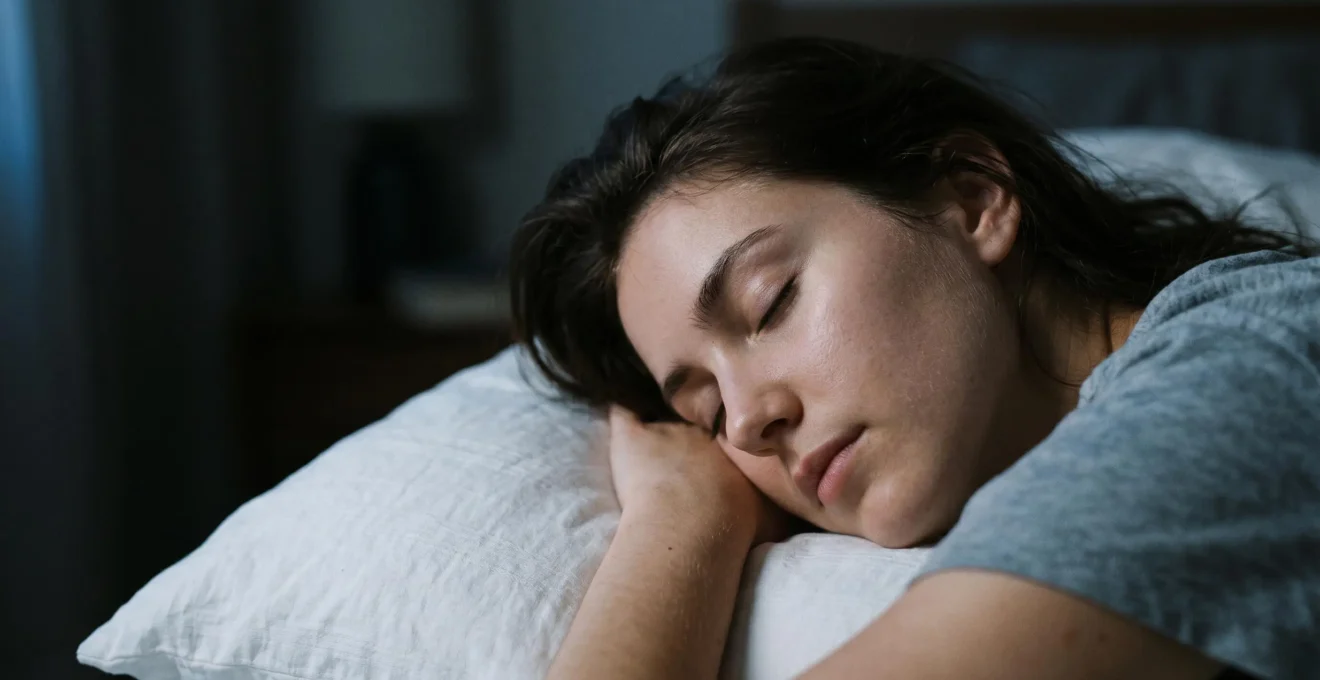 Concept de régénération cutanée nocturne et sommeil réparateur